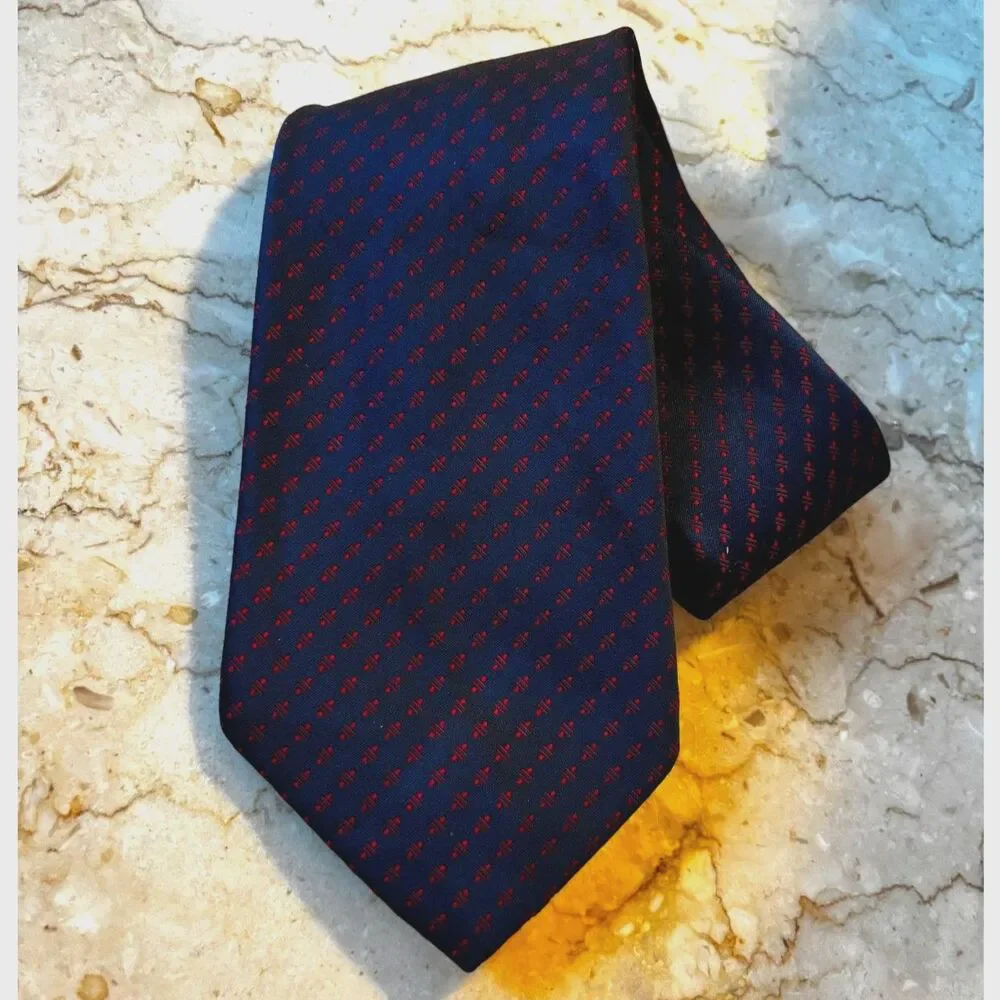 Vintage Mens Tie Creation Pierre Cardin Paris Navy Red Excellent Condition